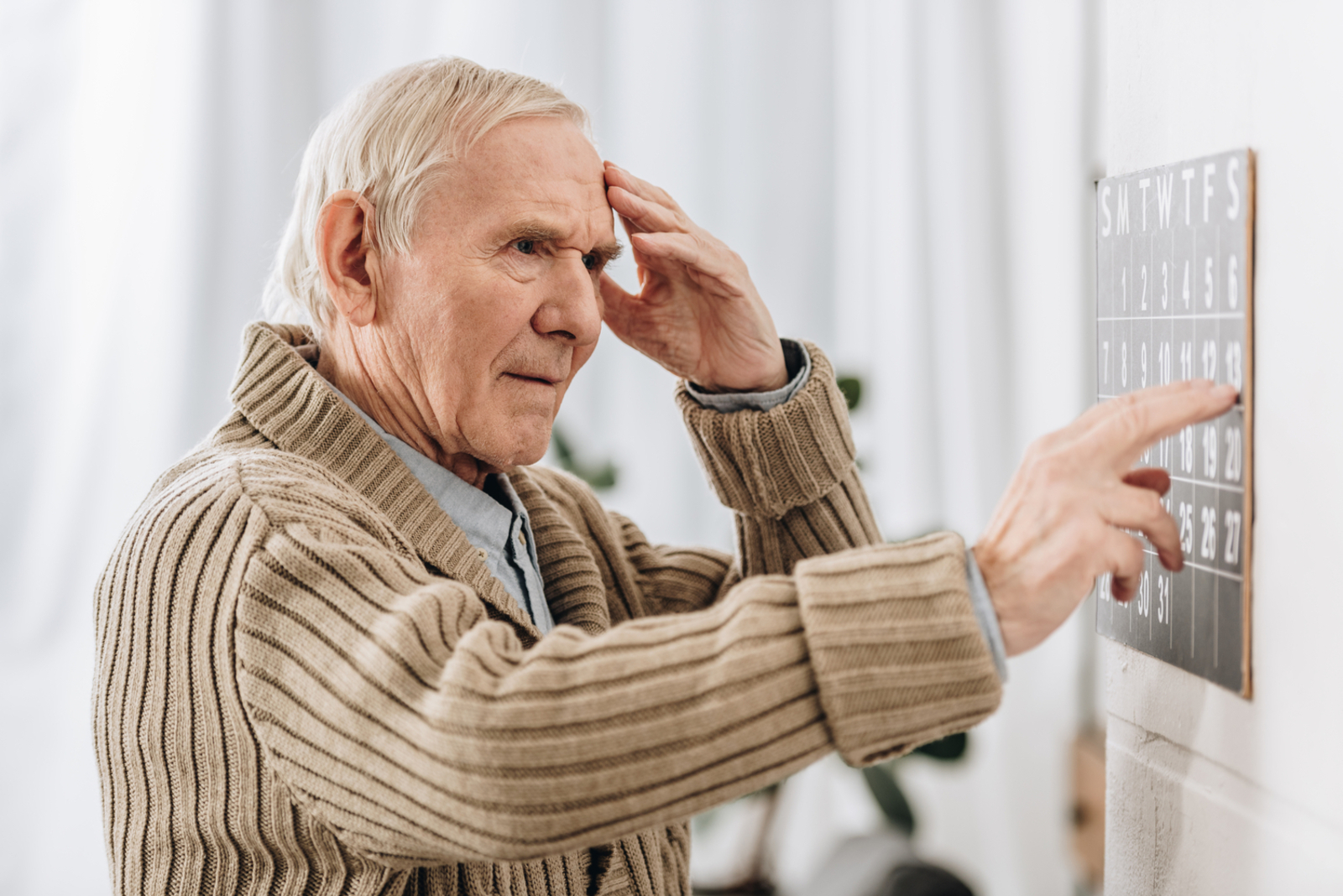 Early Warning Signs of Dementia and Care Options to Consider